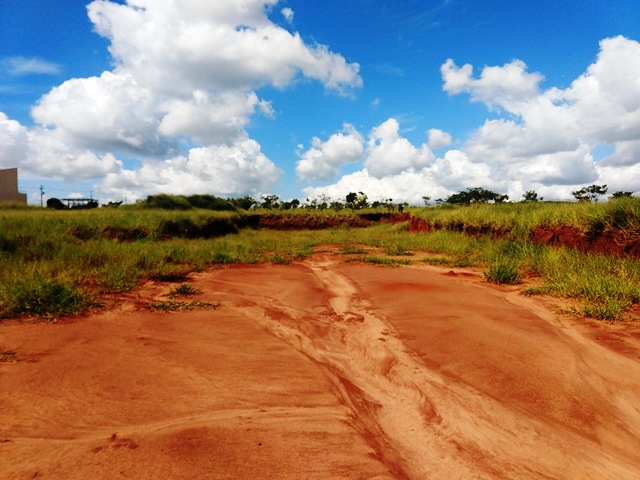 Terreno à Venda no bairro Distrito Industrial. em Jaú imagem 1