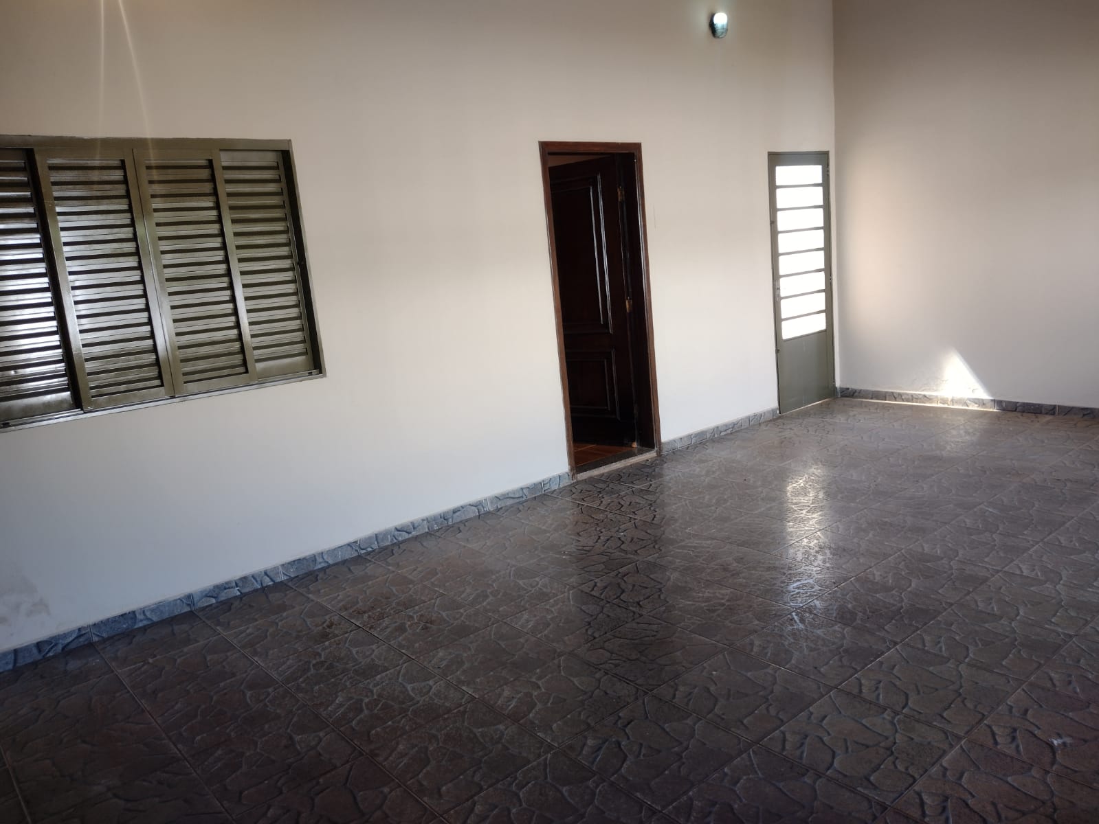 Casa à Aluguel no bairro Vila Industrial em Jaú imagem 1