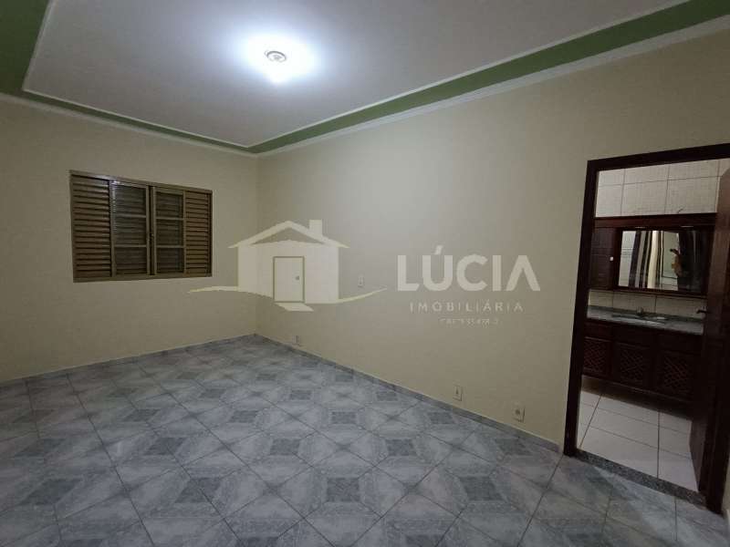 Casa à Aluguel no bairro Jardim Sanzovo em Jaú imagem 12