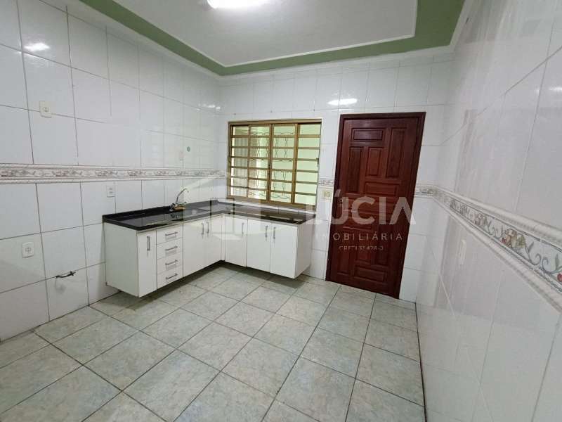 Casa à Aluguel no bairro Jardim Sanzovo em Jaú imagem 4