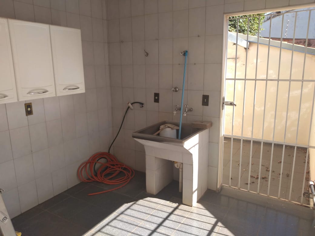 Casa à Aluguel no bairro Centro em Jaú imagem 8