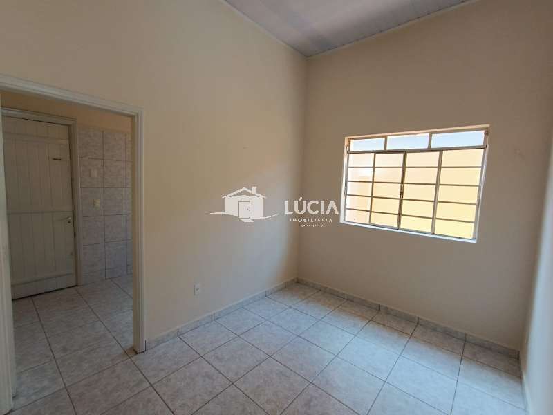 Casa à Venda no bairro Centro em Jaú imagem 2