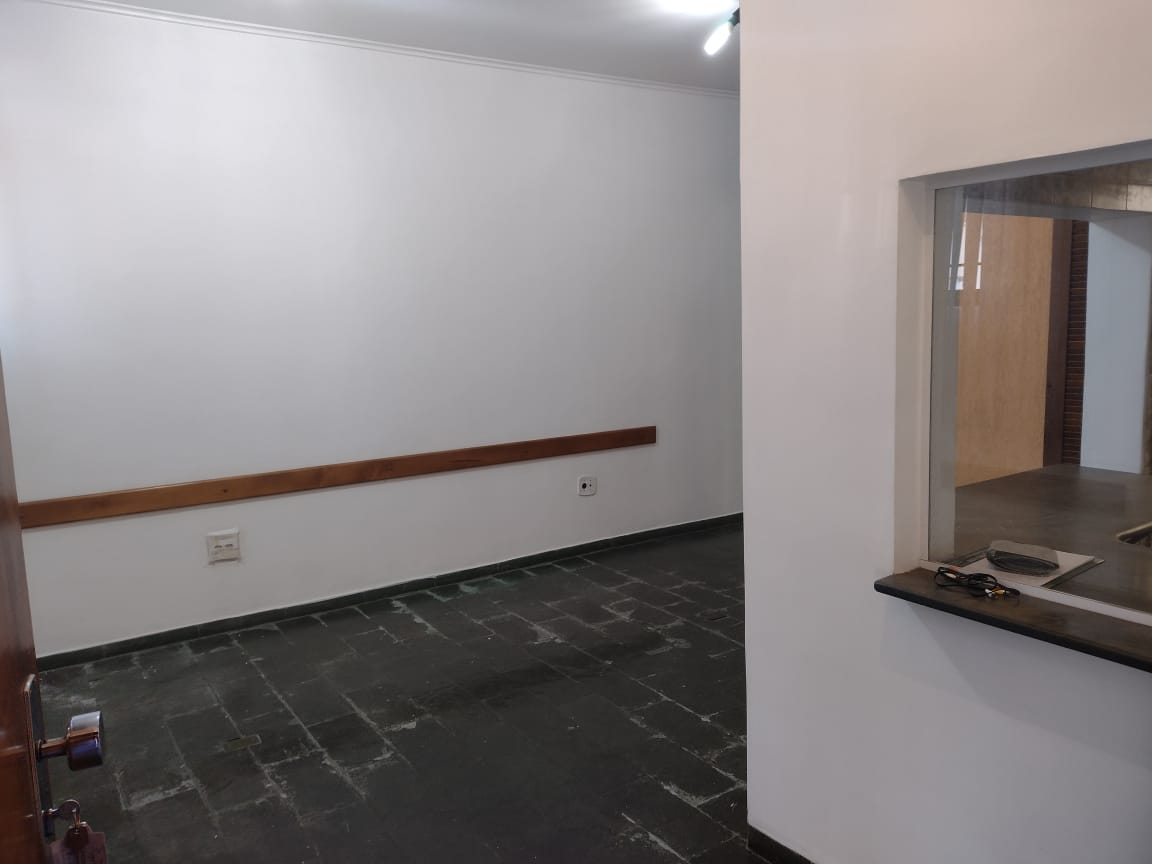 Sala Comercial à Aluguel no bairro Centro em Jaú imagem 2