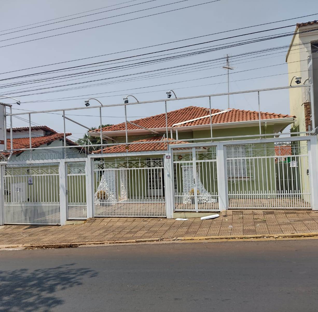 Sala Comercial à Aluguel no bairro Centro em Jaú imagem 0