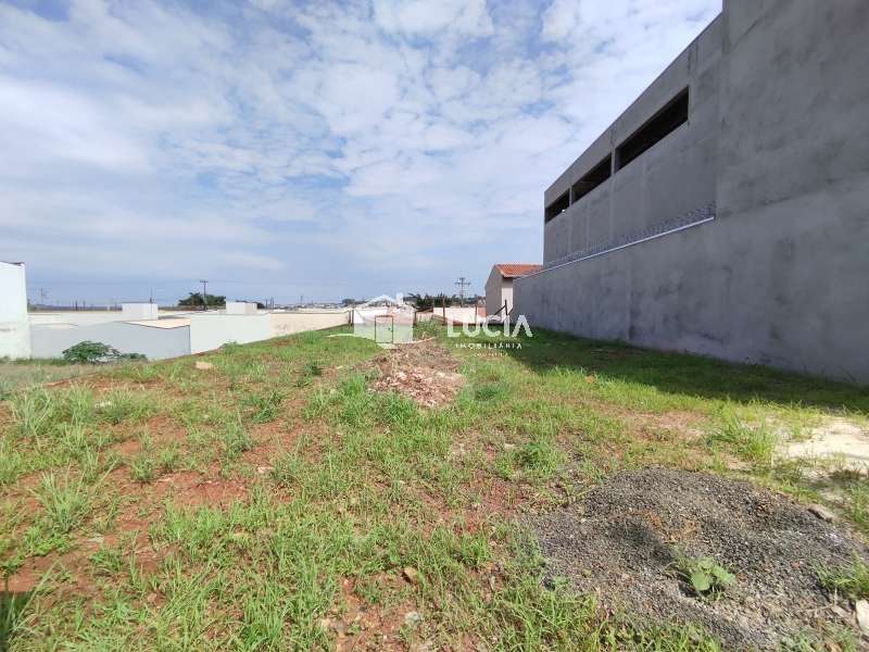 Terreno à Venda no bairro Jardim Itamaraty em Jaú imagem 1