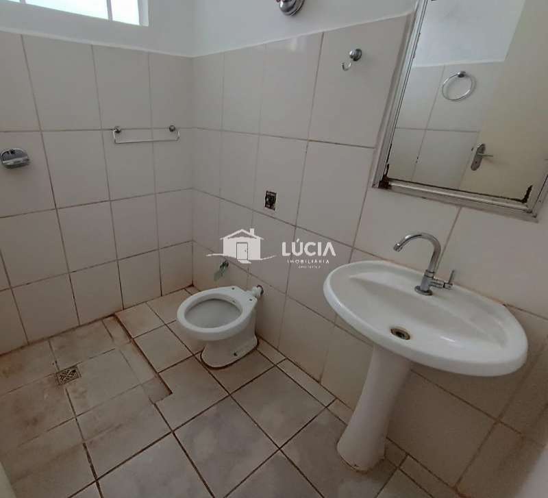 Casa à Aluguel no bairro Jardim Concha de Ouro em Jaú imagem 6