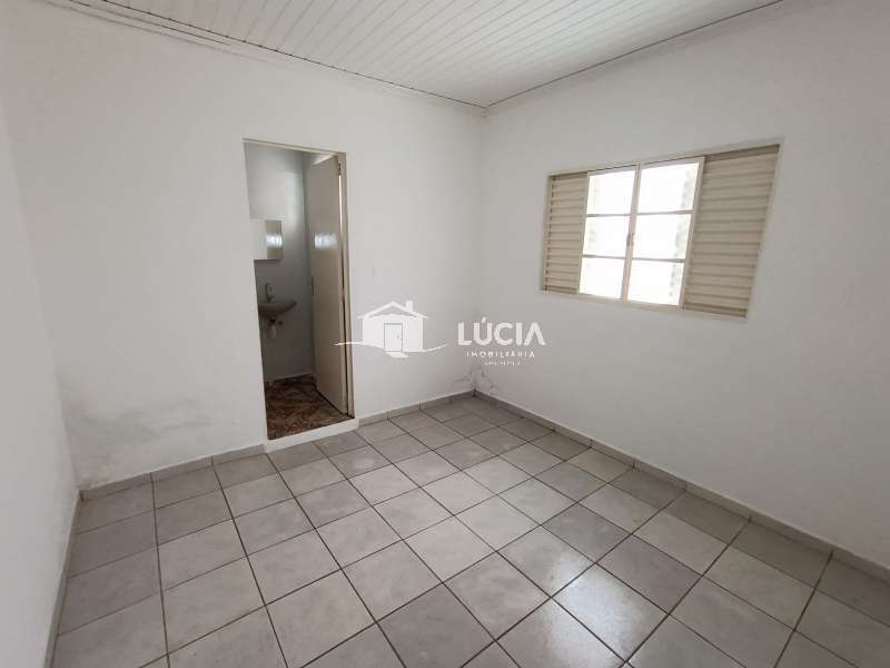 Casa à Aluguel no bairro Jardim Concha de Ouro em Jaú imagem 9
