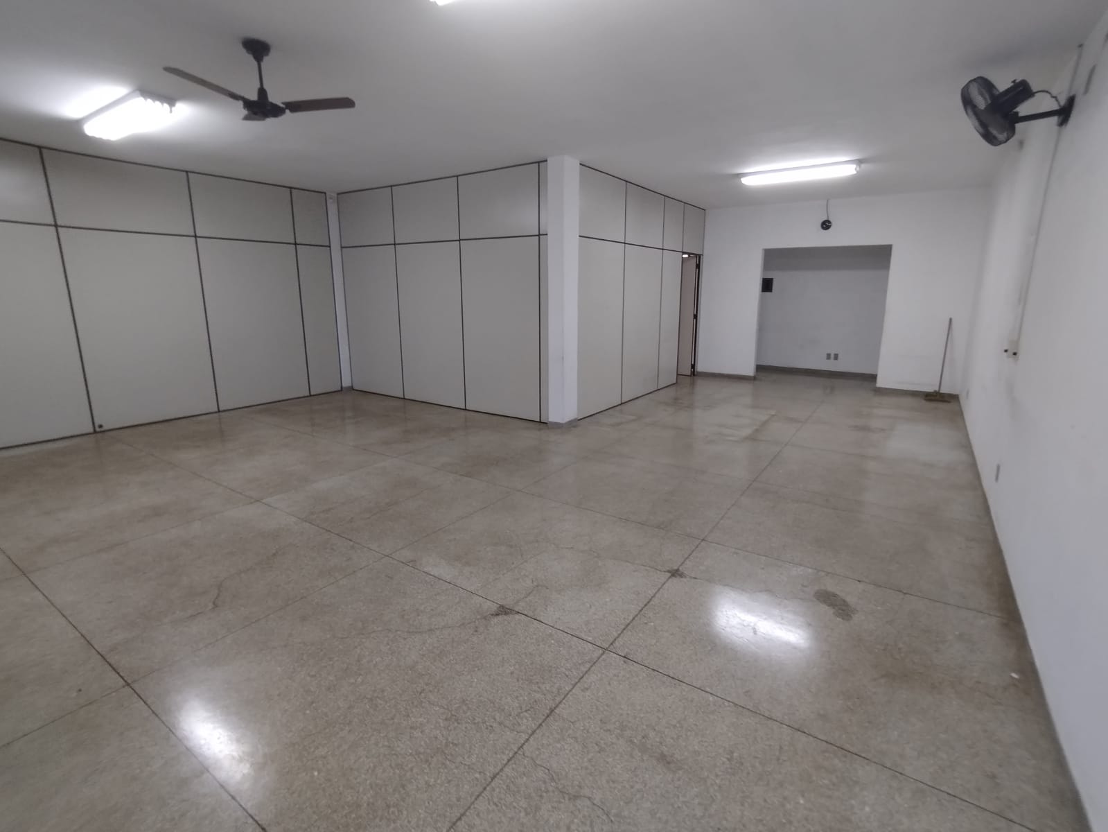 Salão à Aluguel no bairro Centro em Jaú imagem 9