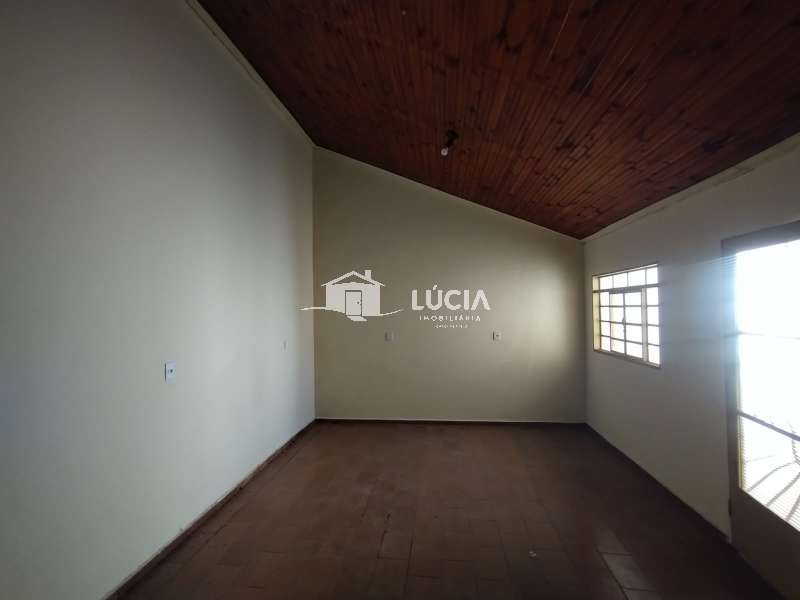 Casa à Aluguel no bairro Centro em Jaú imagem 9