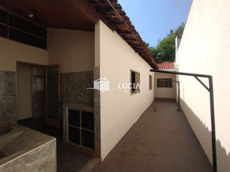 Casa à Aluguel no bairro Centro em Jaú imagem 7