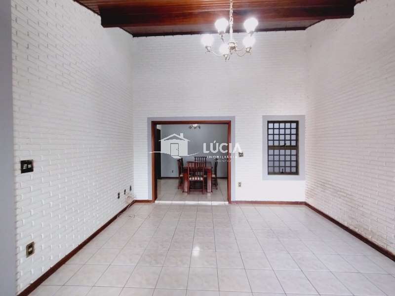Casa à Aluguel no bairro Jardim Maria Luiza II em Jaú imagem 3