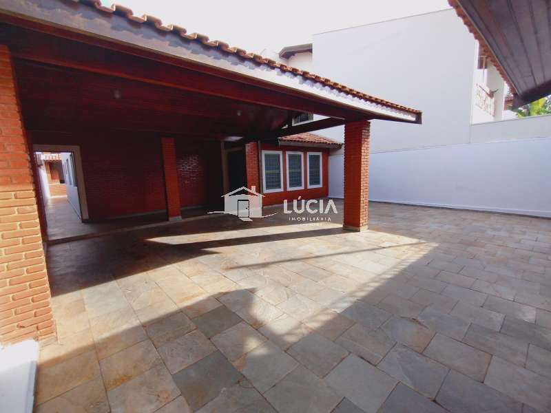 Casa à Aluguel no bairro Jardim Maria Luiza II em Jaú imagem 1