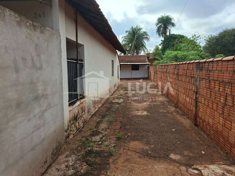 Casa à Aluguel no bairro Pouso Alegre de Baixo em Jaú imagem 0