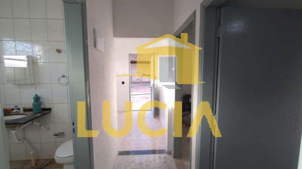 Casa à Aluguel no bairro Centro em Mineiros do Tietê imagem 6