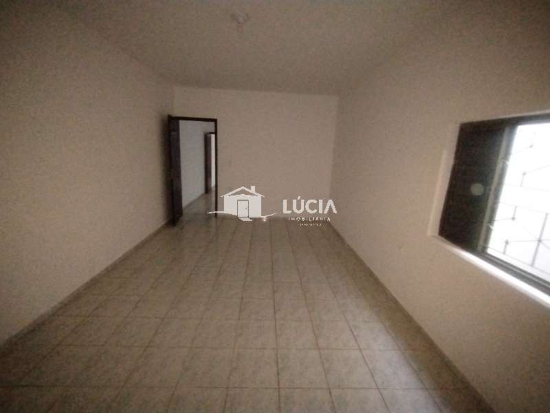 Casa à Aluguel no bairro Vila Maria em Jaú imagem 8
