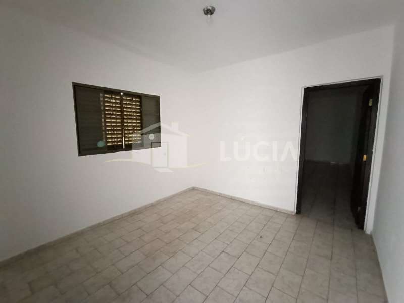 Casa à Aluguel no bairro Vila Maria em Jaú imagem 6