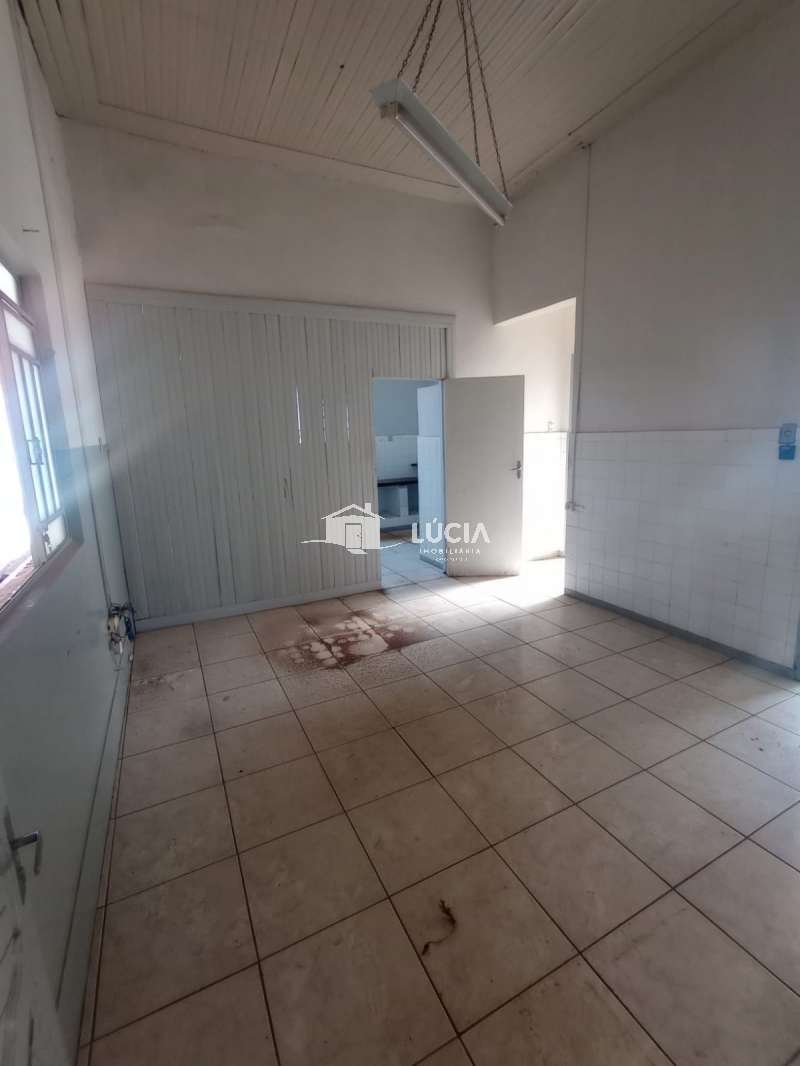 Salão à Aluguel no bairro Centro em Dois Córregos imagem 3