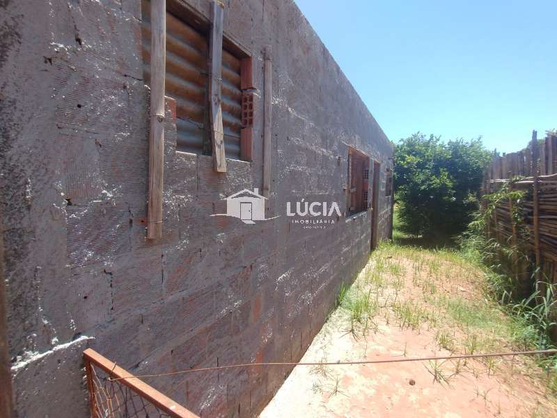 Casa à Aluguel no bairro Cohab em Mineiros do Tietê imagem 9