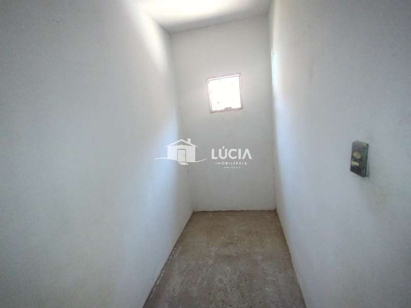 Casa à Aluguel no bairro Cohab em Mineiros do Tietê imagem 4