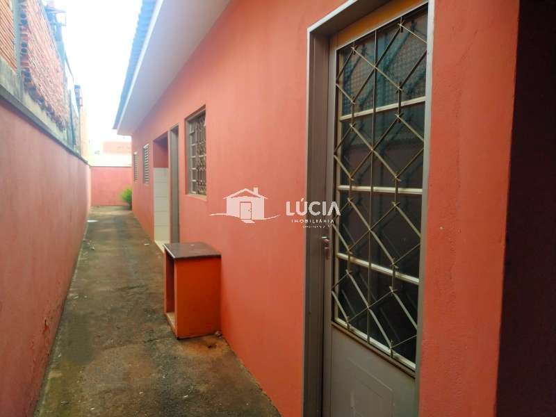 Casa à Aluguel no bairro Jardim Santa Rosa em Jaú imagem 0