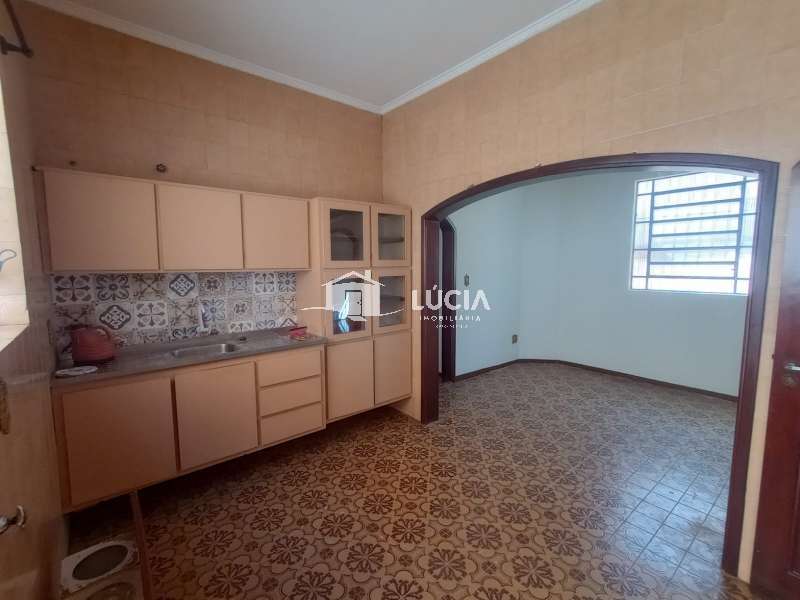 Casa à Aluguel no bairro Centro em Jaú imagem 5