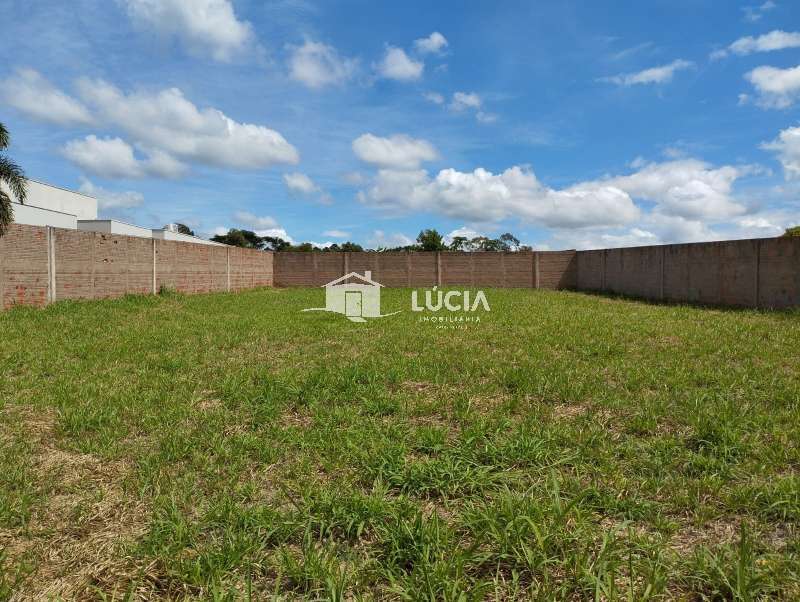 Terreno à Venda no bairro Condomínio Laguna Castelan em Jaú imagem 2