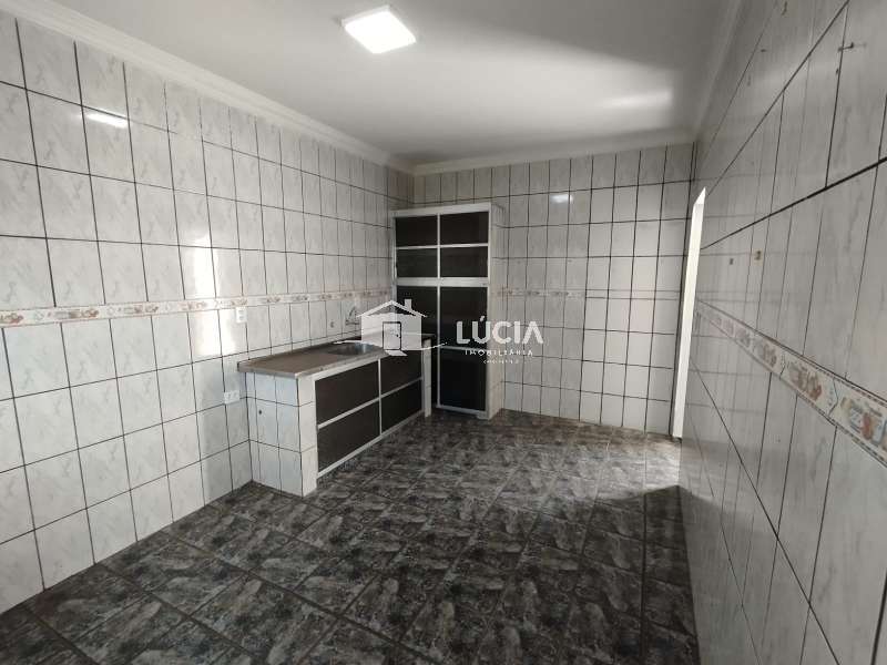 Casa à Aluguel no bairro Centro em Jaú imagem 3