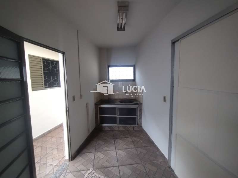 Casa à Aluguel no bairro Jardim Bela Vista em Jaú imagem 1