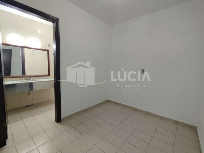 Salão à Venda no bairro Vila Assis em Jaú imagem 14