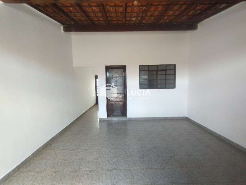 Casa à Aluguel no bairro Jardim Sanzovo em Jaú imagem 0