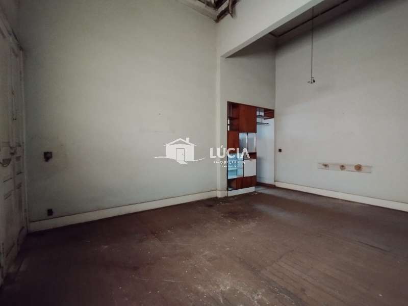 Casa à Venda no bairro Centro em Jaú imagem 4