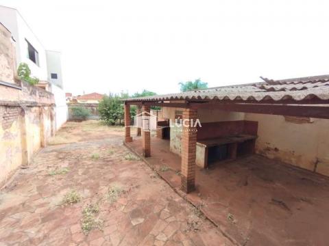 Casa Venda Centro em Jaú