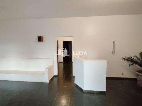 Salas Comerciais Aluguel Centro em Jaú
