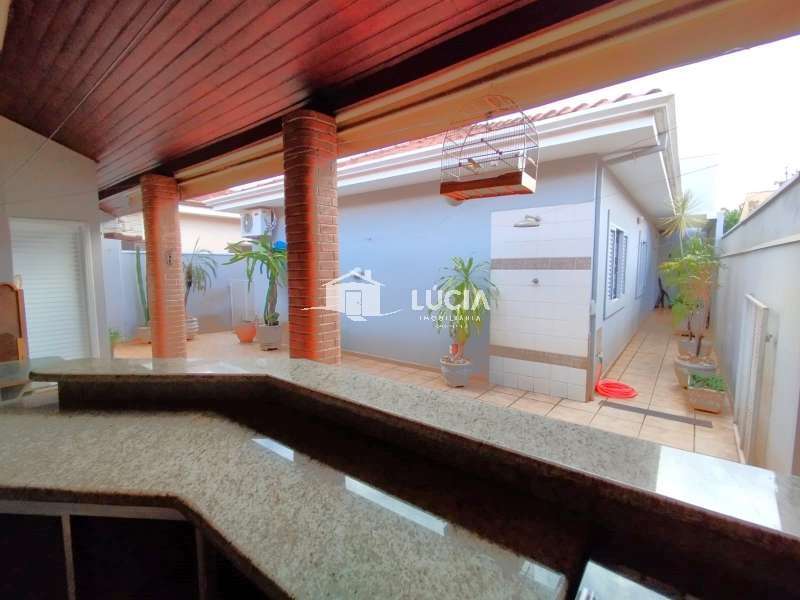 Casa à Venda no bairro Jardim América em Jaú imagem 22