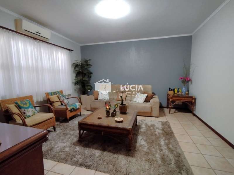 Casa à Venda no bairro Jardim América em Jaú imagem 1