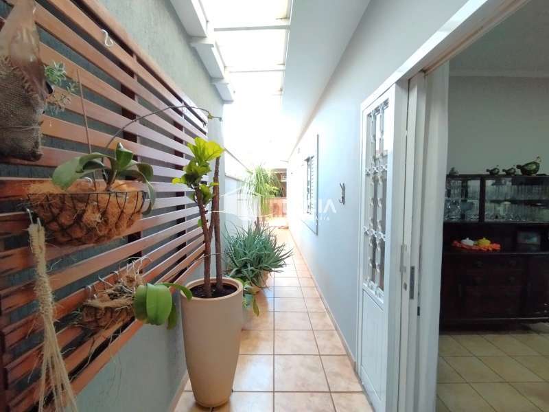 Casa à Venda no bairro Jardim América em Jaú imagem 24