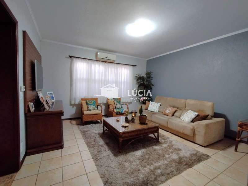 Casa à Venda no bairro Jardim América em Jaú imagem 0