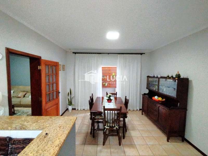 Casa à Venda no bairro Jardim América em Jaú imagem 3