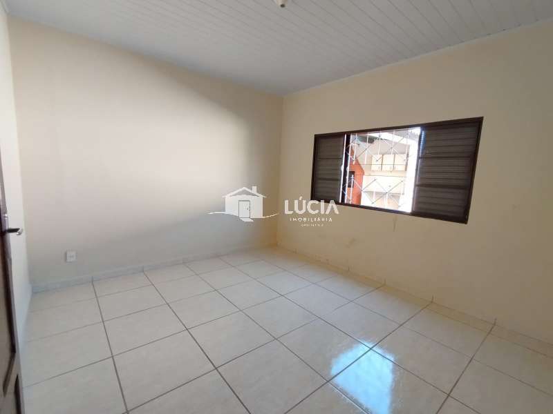 Casa à Venda no bairro Vila Assis em Jaú imagem 8