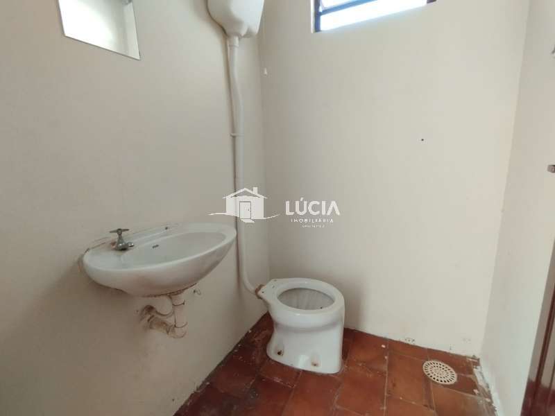Casa à Venda no bairro Vila Assis em Jaú imagem 16
