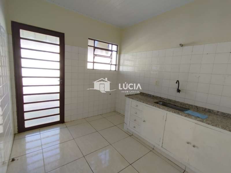 Casa à Venda no bairro Vila Assis em Jaú imagem 6