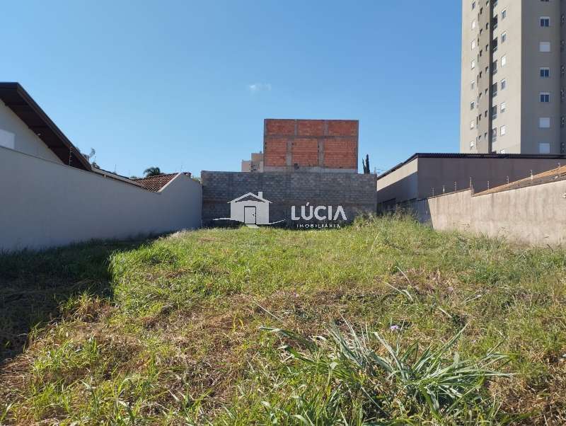 Terreno à Venda no bairro Jardim Alvorada II em Jaú imagem 1