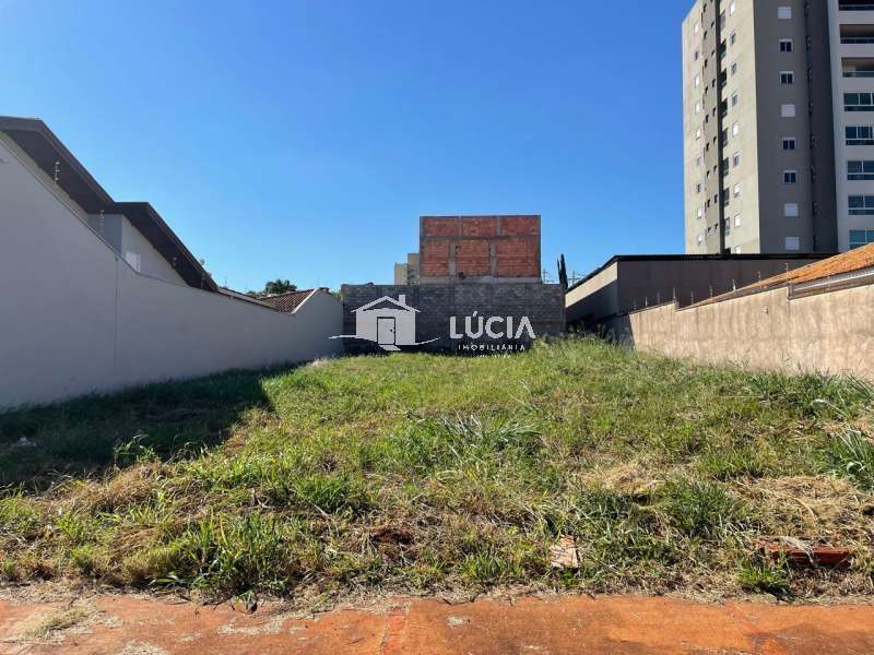 Terreno à Venda no bairro Jardim Alvorada II em Jaú imagem 2