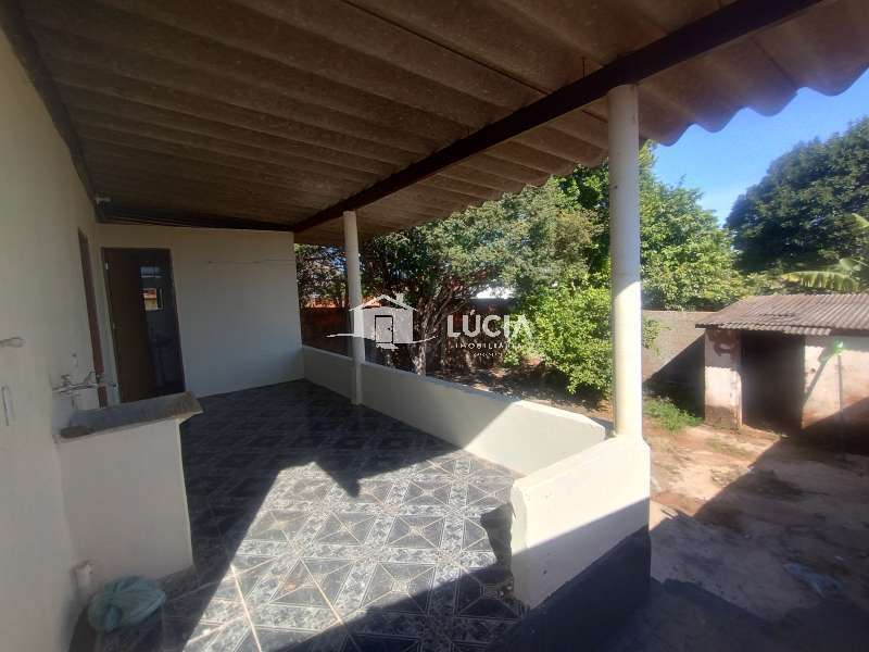 Casa à Aluguel no bairro Centro em Mineiros do Tietê imagem 12
