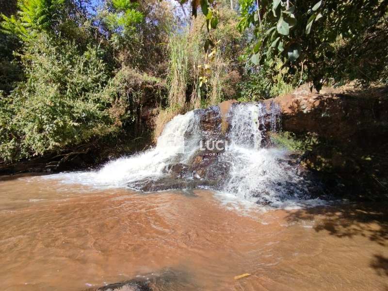 Chácara à Venda no bairro Condomínio Villagio Colina em Jaú imagem 17