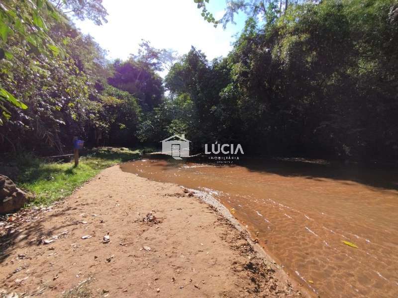 Chácara à Venda no bairro Condomínio Villagio Colina em Jaú imagem 18