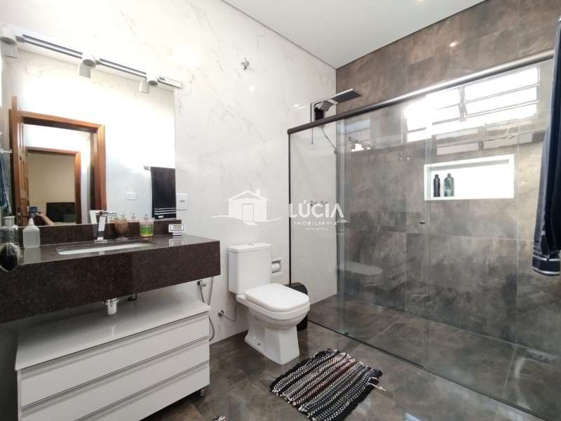Casa à Venda no bairro Jardim Maria Luiza III em Jaú imagem 18