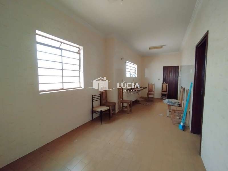 Casa à Venda no bairro Vila Brasil em Jaú imagem 3