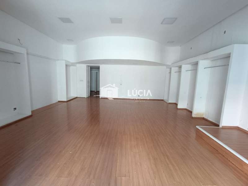 Salão à Aluguel no bairro Centro em Jaú imagem 1