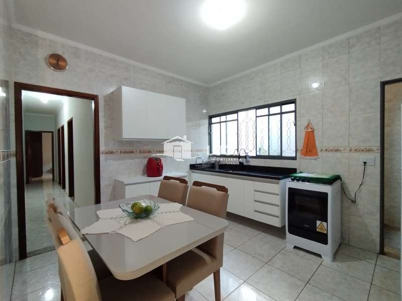 Casa à Venda no bairro Jardim América em Jaú imagem 3
